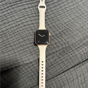 Apple Watch series 6 with Cream Band